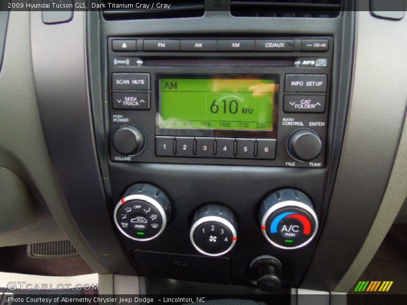 Dark Titanium Gray / Gray 2009 Hyundai Tucson GLS