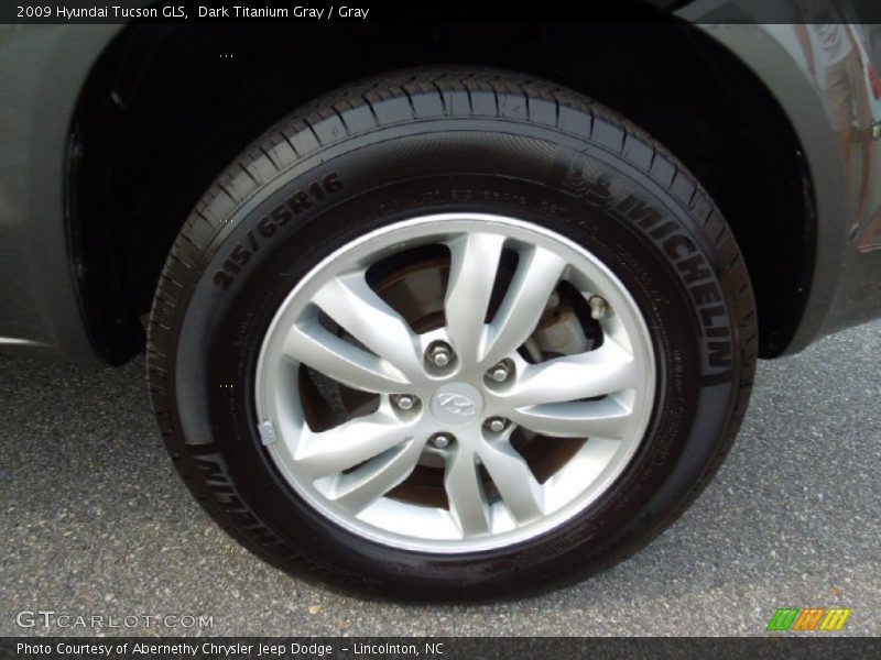 Dark Titanium Gray / Gray 2009 Hyundai Tucson GLS