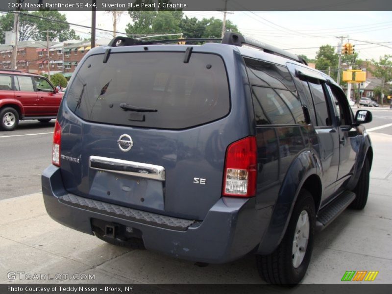 Silverton Blue Pearl / Graphite 2005 Nissan Pathfinder SE 4x4