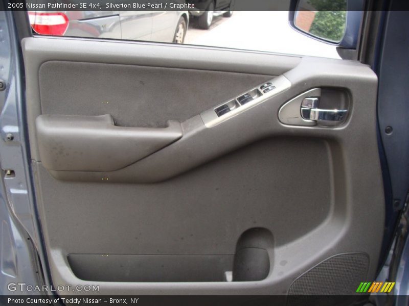 Silverton Blue Pearl / Graphite 2005 Nissan Pathfinder SE 4x4