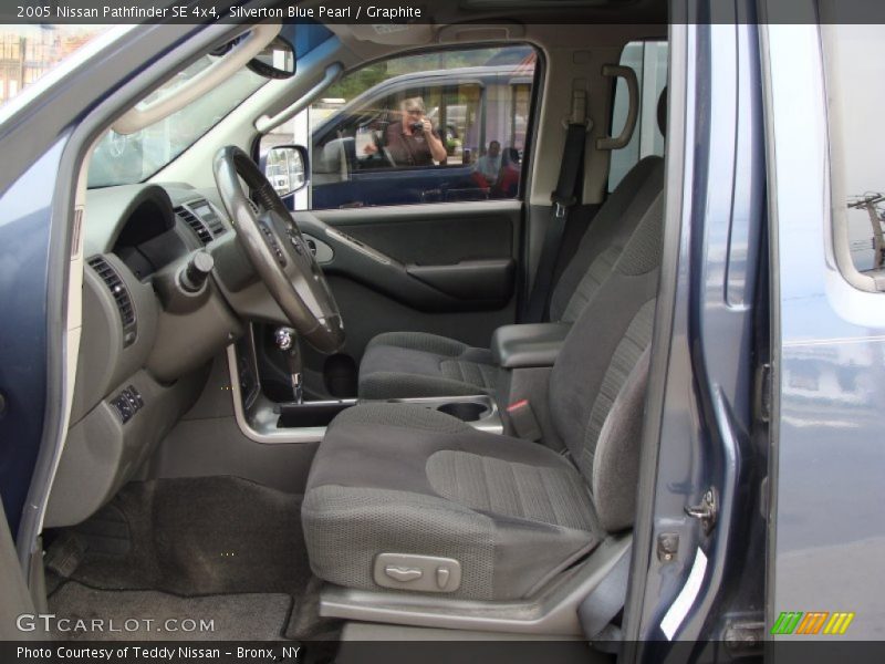 Silverton Blue Pearl / Graphite 2005 Nissan Pathfinder SE 4x4