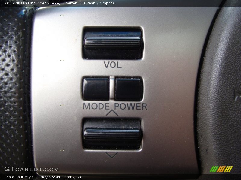 Silverton Blue Pearl / Graphite 2005 Nissan Pathfinder SE 4x4