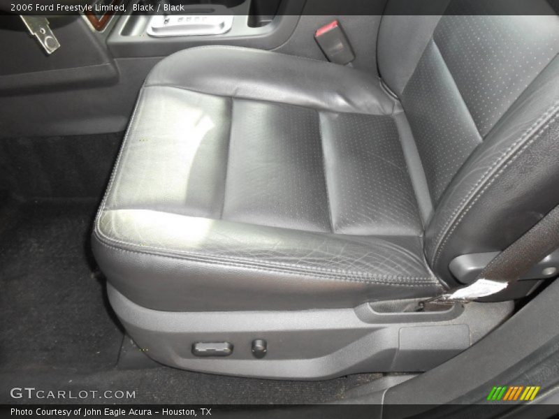 Black / Black 2006 Ford Freestyle Limited