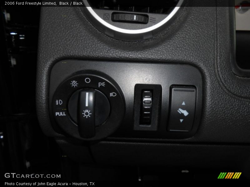 Black / Black 2006 Ford Freestyle Limited