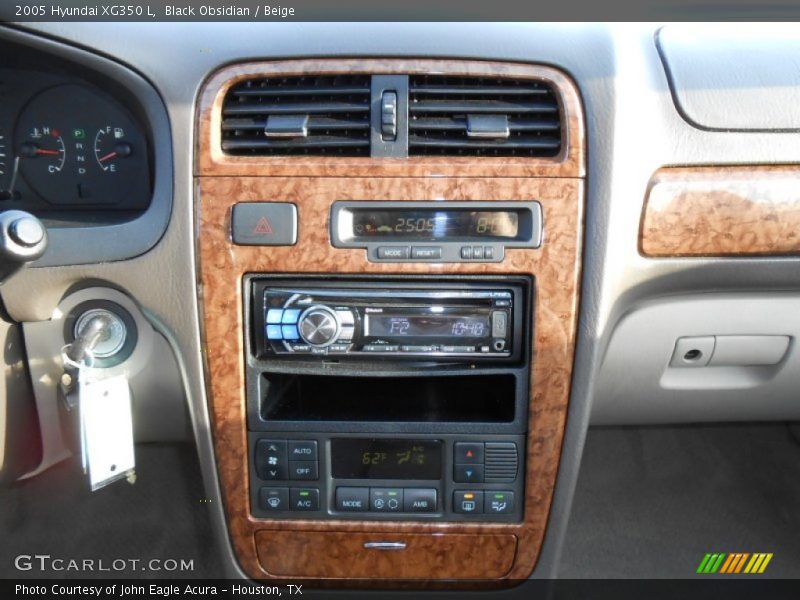 Black Obsidian / Beige 2005 Hyundai XG350 L