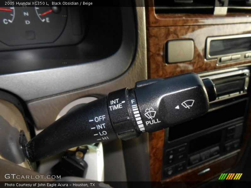 Black Obsidian / Beige 2005 Hyundai XG350 L