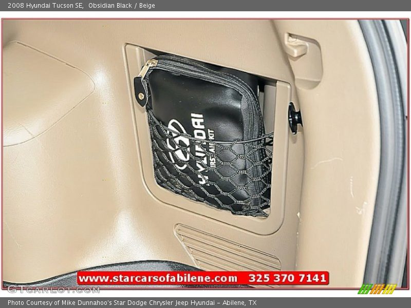 Obsidian Black / Beige 2008 Hyundai Tucson SE