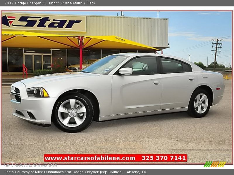 Bright Silver Metallic / Black 2012 Dodge Charger SE