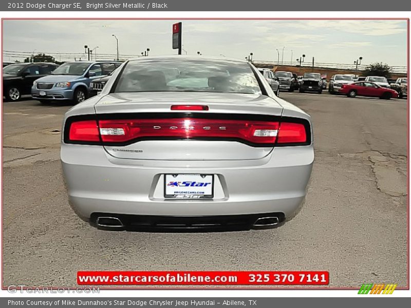Bright Silver Metallic / Black 2012 Dodge Charger SE