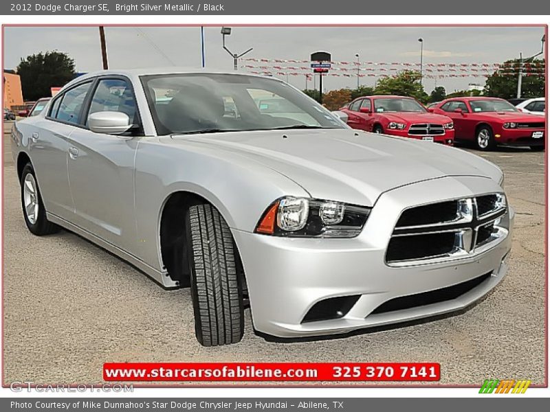 Bright Silver Metallic / Black 2012 Dodge Charger SE