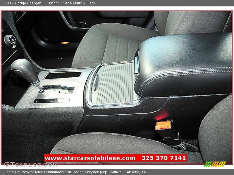 Bright Silver Metallic / Black 2012 Dodge Charger SE