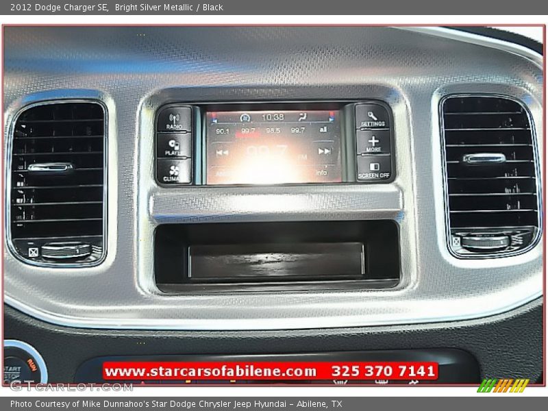 Bright Silver Metallic / Black 2012 Dodge Charger SE