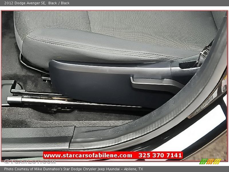 Black / Black 2012 Dodge Avenger SE