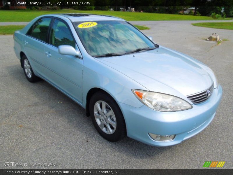 Sky Blue Pearl / Gray 2005 Toyota Camry XLE V6