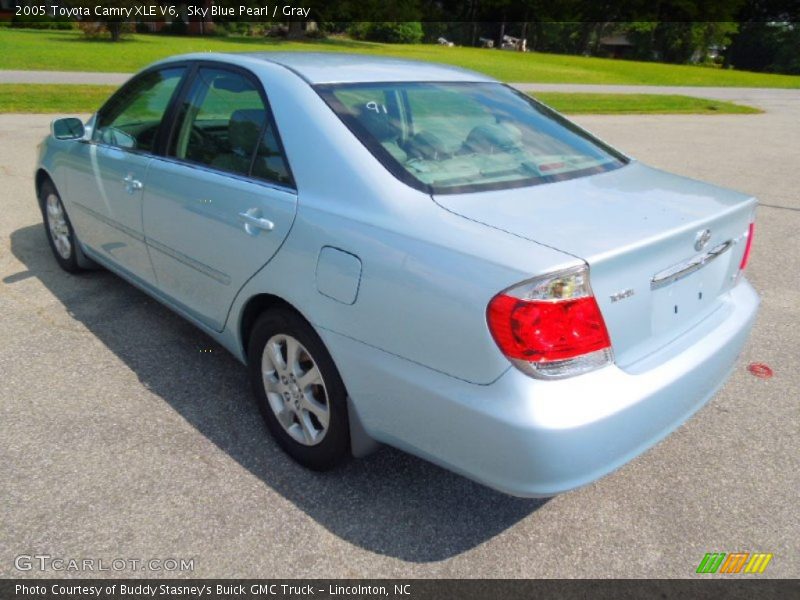 Sky Blue Pearl / Gray 2005 Toyota Camry XLE V6