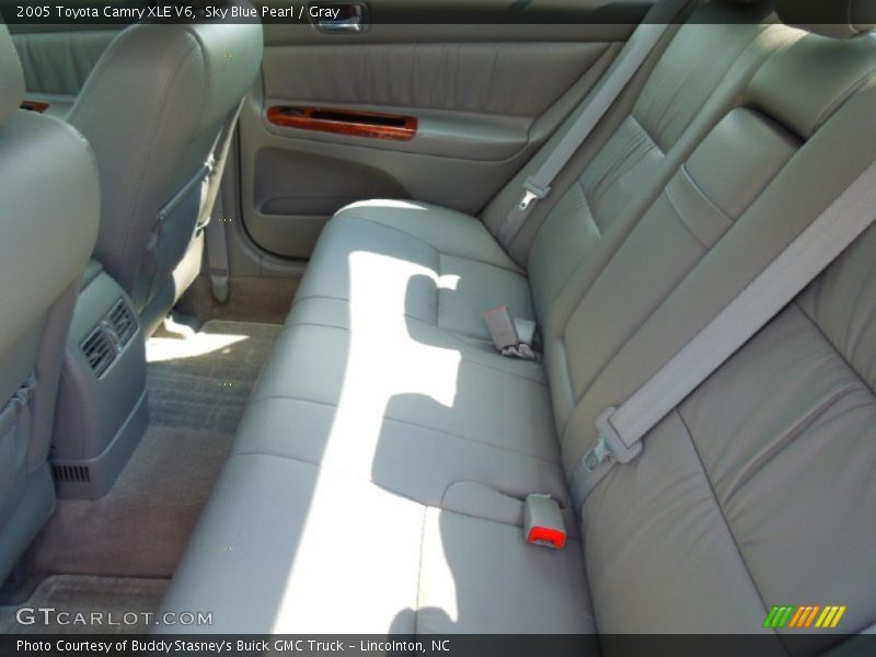 Sky Blue Pearl / Gray 2005 Toyota Camry XLE V6