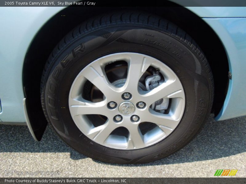  2005 Camry XLE V6 Wheel