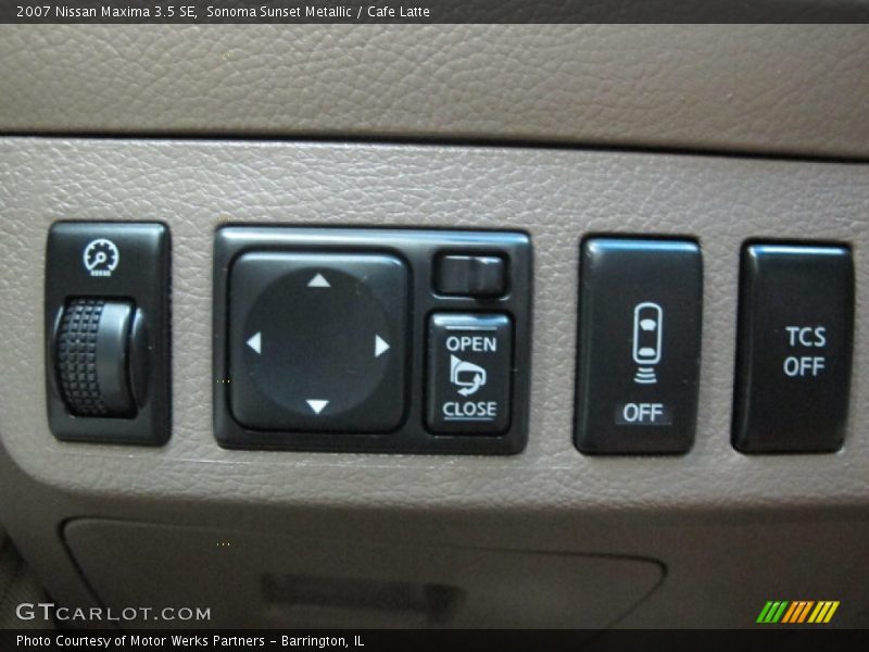 Controls of 2007 Maxima 3.5 SE