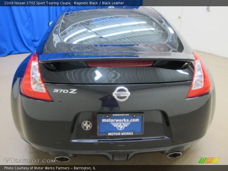 Magnetic Black / Black Leather 2009 Nissan 370Z Sport Touring Coupe