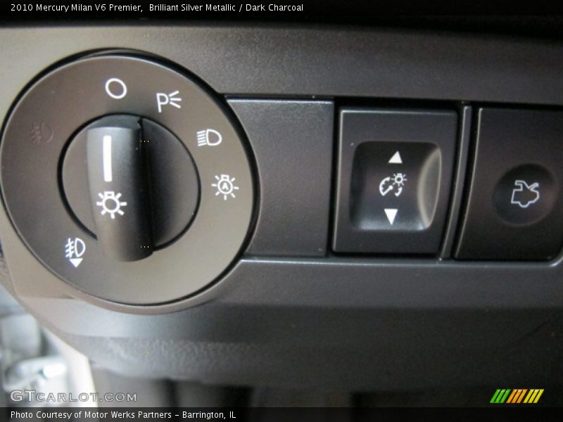 Brilliant Silver Metallic / Dark Charcoal 2010 Mercury Milan V6 Premier