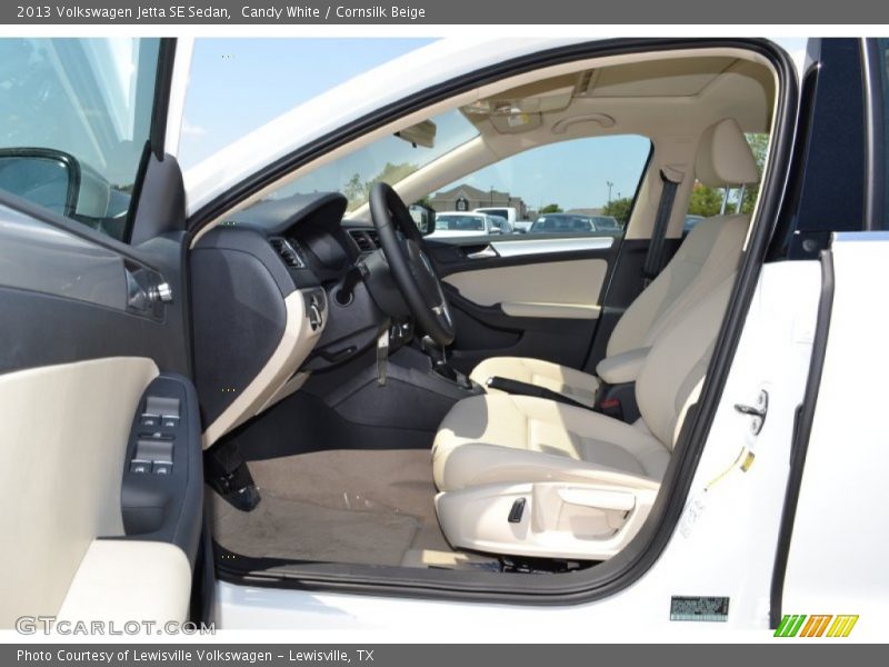 Candy White / Cornsilk Beige 2013 Volkswagen Jetta SE Sedan