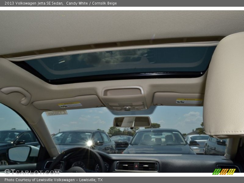 Candy White / Cornsilk Beige 2013 Volkswagen Jetta SE Sedan