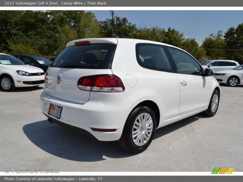 Candy White / Titan Black 2013 Volkswagen Golf 4 Door