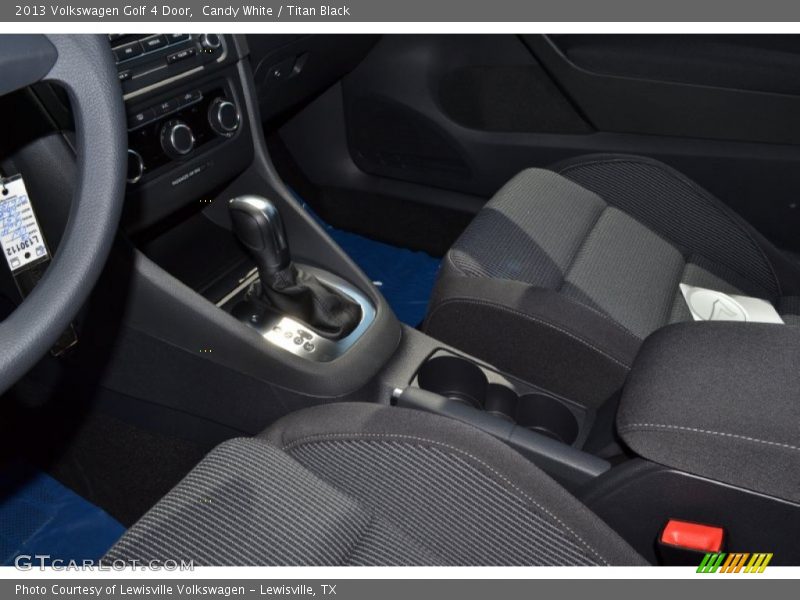Candy White / Titan Black 2013 Volkswagen Golf 4 Door