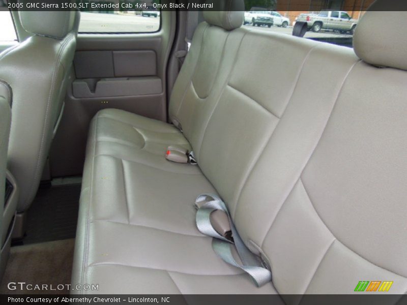 Onyx Black / Neutral 2005 GMC Sierra 1500 SLT Extended Cab 4x4