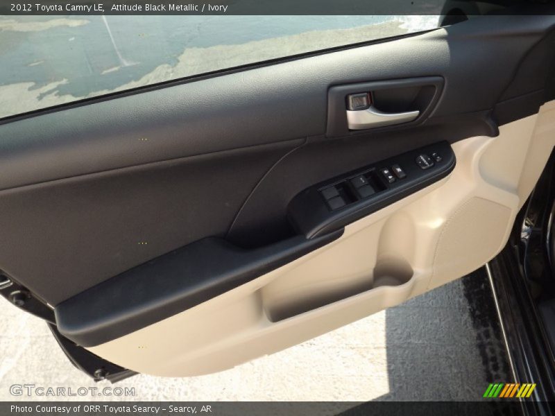 Attitude Black Metallic / Ivory 2012 Toyota Camry LE