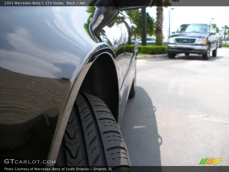 Black / Ash 2001 Mercedes-Benz C 320 Sedan