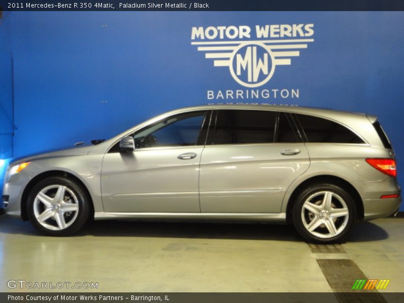 Paladium Silver Metallic / Black 2011 Mercedes-Benz R 350 4Matic