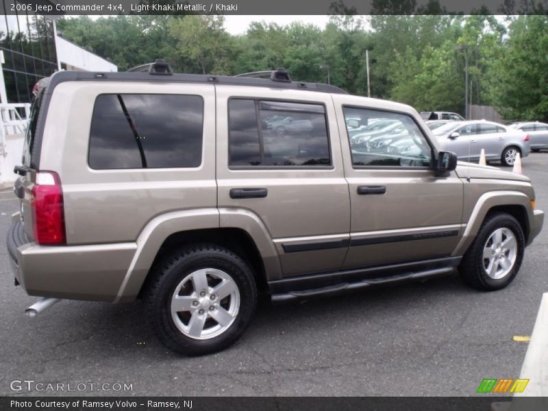 Light Khaki Metallic / Khaki 2006 Jeep Commander 4x4