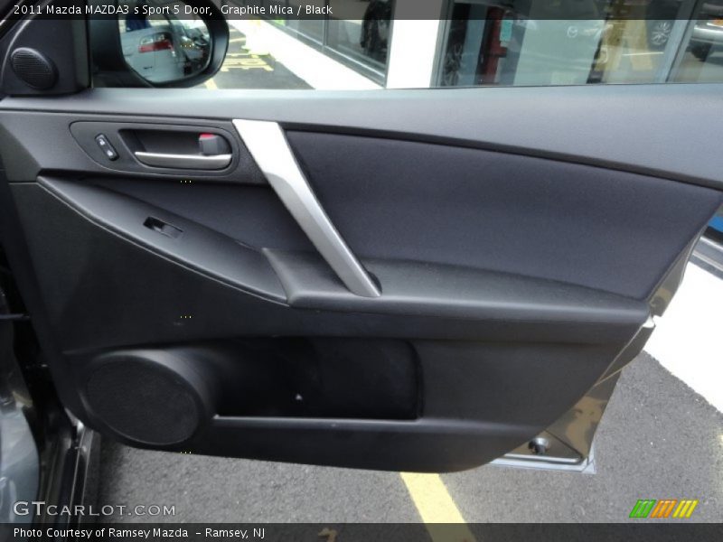 Door Panel of 2011 MAZDA3 s Sport 5 Door