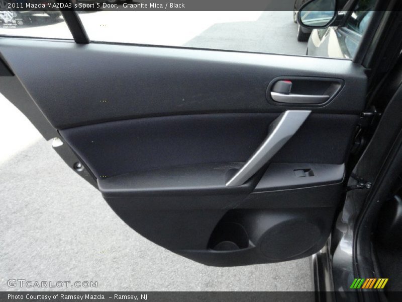 Door Panel of 2011 MAZDA3 s Sport 5 Door