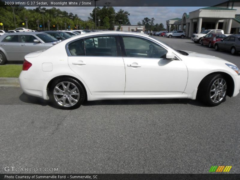 Moonlight White / Stone 2009 Infiniti G 37 Sedan