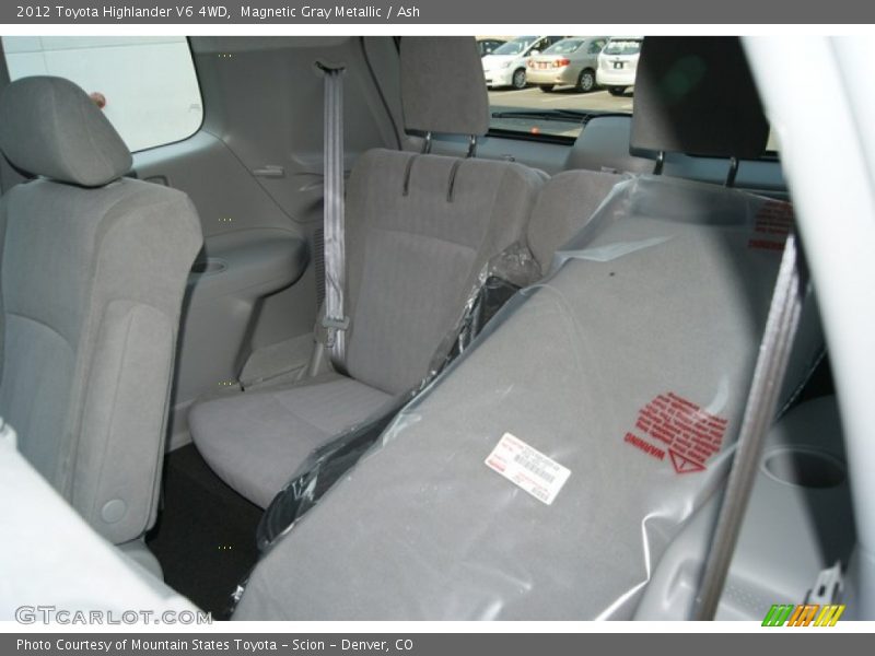Magnetic Gray Metallic / Ash 2012 Toyota Highlander V6 4WD