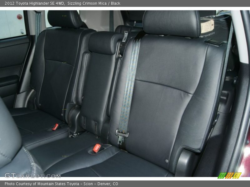 Sizzling Crimson Mica / Black 2012 Toyota Highlander SE 4WD