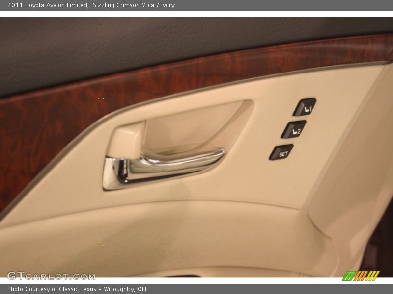 Sizzling Crimson Mica / Ivory 2011 Toyota Avalon Limited