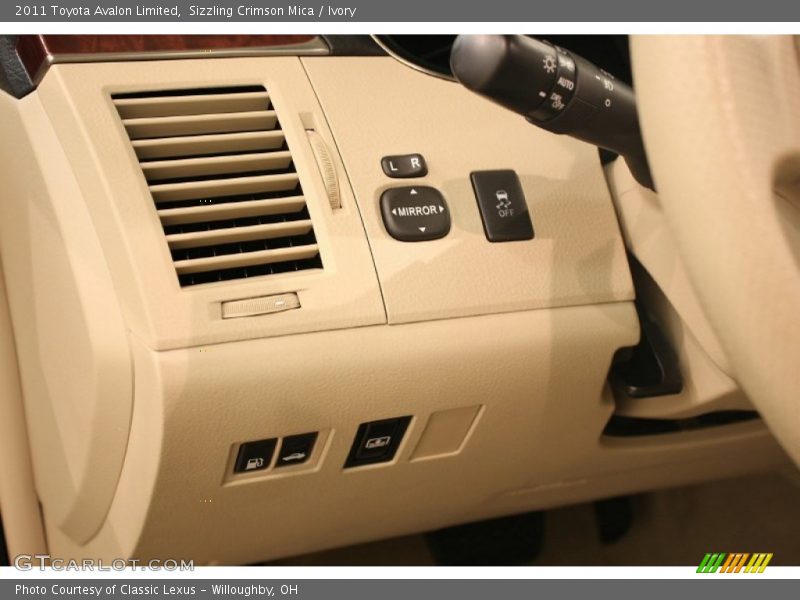 Sizzling Crimson Mica / Ivory 2011 Toyota Avalon Limited