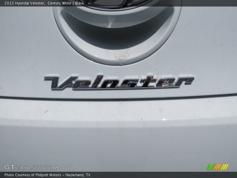 Century White / Black 2013 Hyundai Veloster