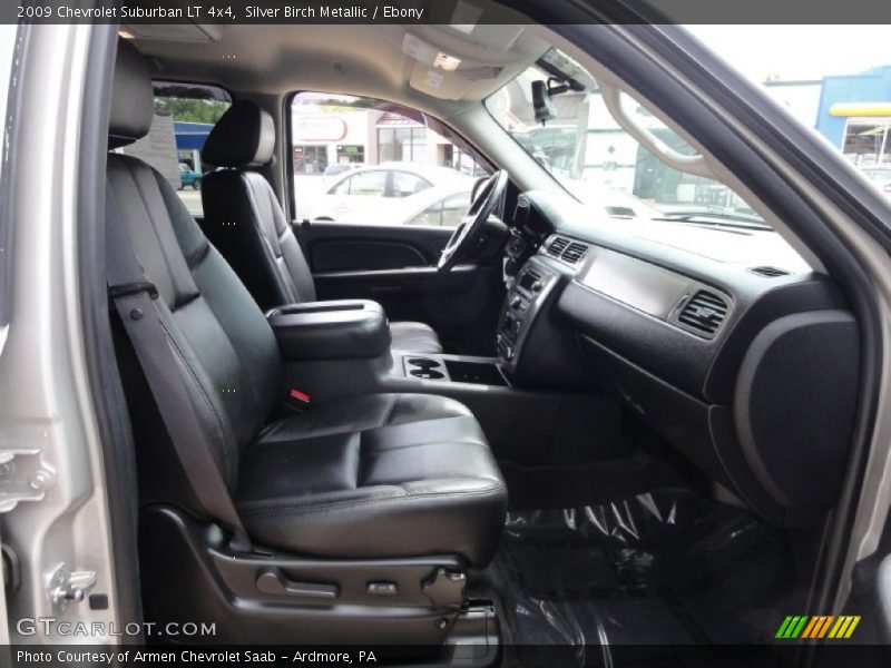 Silver Birch Metallic / Ebony 2009 Chevrolet Suburban LT 4x4
