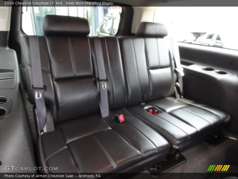 Silver Birch Metallic / Ebony 2009 Chevrolet Suburban LT 4x4