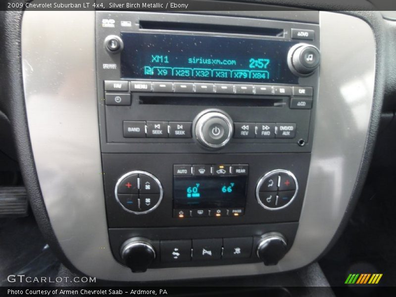 Silver Birch Metallic / Ebony 2009 Chevrolet Suburban LT 4x4