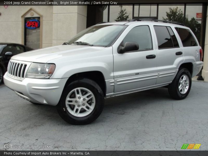 Bright Silver Metallic / Dark Slate Gray 2004 Jeep Grand Cherokee Laredo