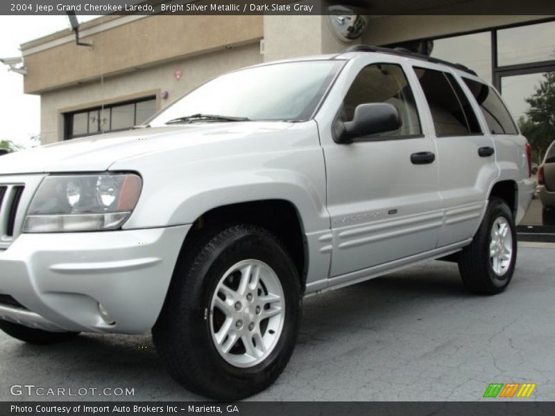 Bright Silver Metallic / Dark Slate Gray 2004 Jeep Grand Cherokee Laredo