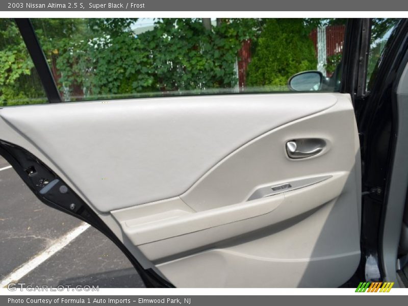 Super Black / Frost 2003 Nissan Altima 2.5 S