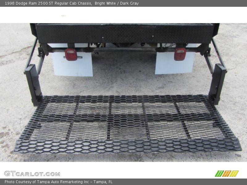 Bright White / Dark Gray 1998 Dodge Ram 2500 ST Regular Cab Chassis