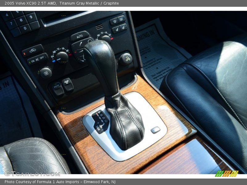 Titanium Gray Metallic / Graphite 2005 Volvo XC90 2.5T AWD
