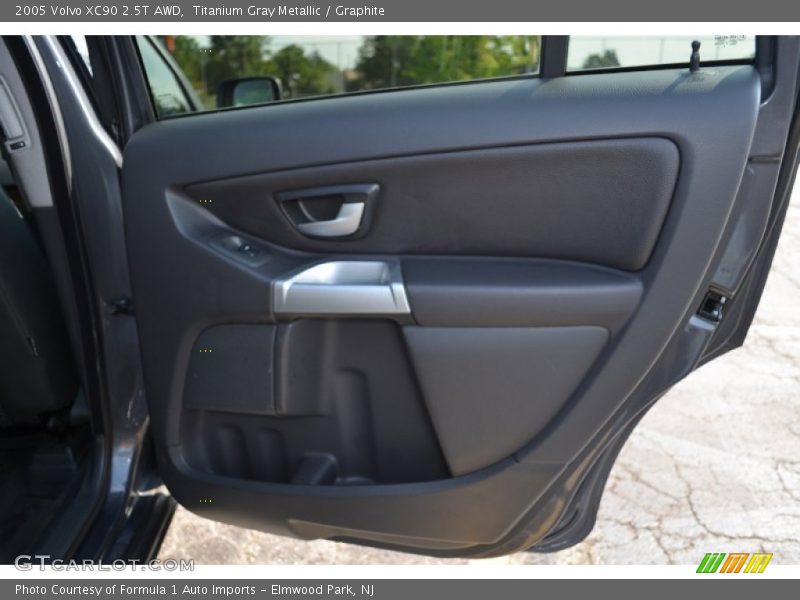 Titanium Gray Metallic / Graphite 2005 Volvo XC90 2.5T AWD